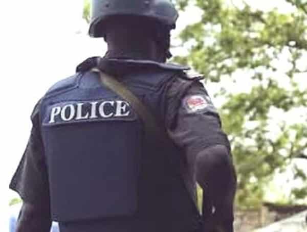 Gunmen-kill-five-policemen