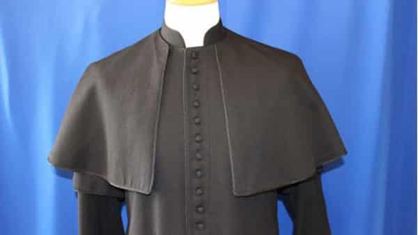 Cassock-Cape-Edge-to-Edge-500×333