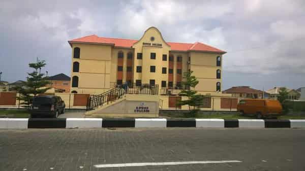 Dowen-College,-Lekki,-Lagos