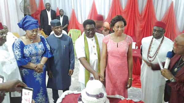 Imo-Deputy-Governor,-Madumere-and-his-wife-wedding-picture