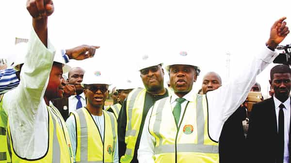 PAGE-6-PIX—-21-6-17