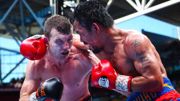 BOXING-AUS-PHI-PACQUIAO-HORN
