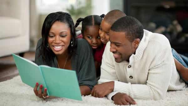 family_reading_together_2c40a3ecb12ce1b9ad3cb82e95fcadd0.nbcnews-fp-1200-800