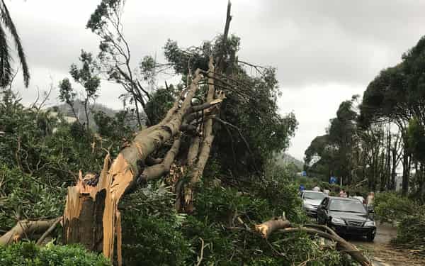 CHINA-MACAU-HONG KONG-WEATHER-TYPHOON