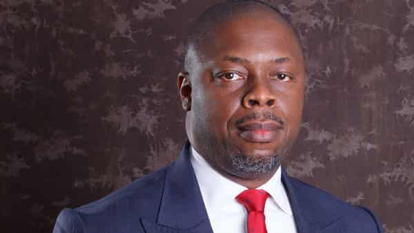 1455x1401xMike-Ogbalu.jpg.pagespeed.ic.S46q78tjAn