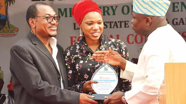 PAGE-3-PIX—14-12-17