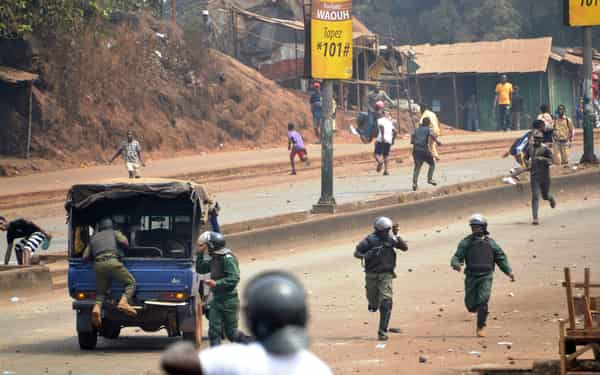 GUINEA-POLITICS-VOTE-PARTIS-DEMO