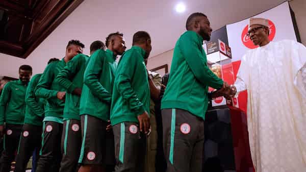 Buhari meets Eagles