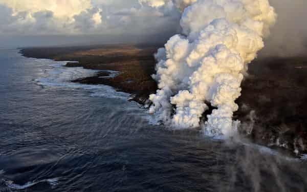 ‘Lava bomb’ from Hawaii volcano injures 23 on boat