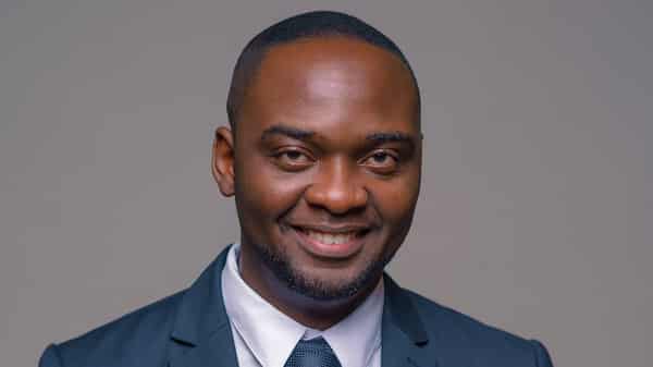 MV5BMTg0ODYxOTc2MV5BMl5BanBnXkFtZTgwNTgyMTAyMDI@._V1_