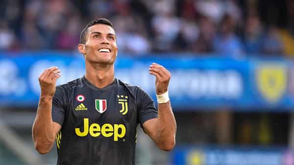 FBL-ITA-SERIEA-CHIEVO-JUVENTUS