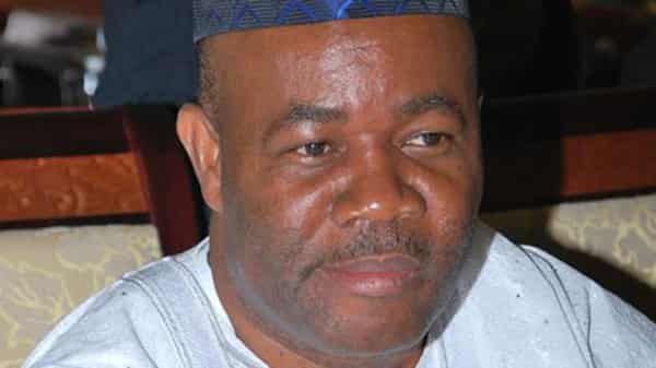 905263_374371459349772_1888974034_o