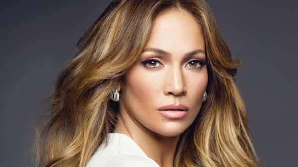 Jennifer-Lopez-Deadline.com_-e1533234622367