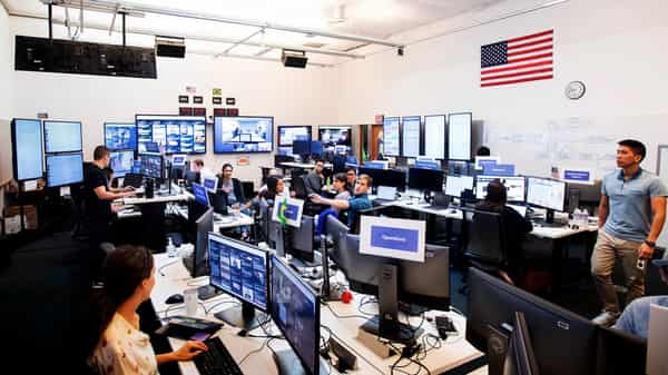 FILES-US-IT-POLITICS-MEDIA-VOTE-FACEBOOK