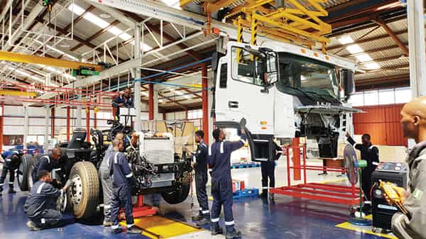 Technicians-at-work motoring workshop