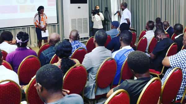 47400402_2207845012573693_2485964153672433664_n