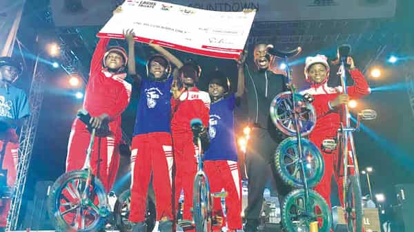 _—-LGT-Winners-Unicyclists