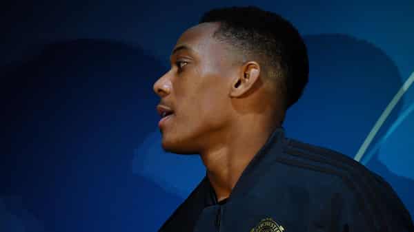 FBL-EUR-C1-MAN-UTD-PRESSER