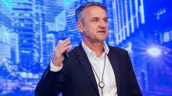 Chris-Buchanan-DellEMC-SA-header