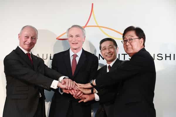 JAPAN-FRANCE-NISSAN-RENAULT-MITSUBISHI-AUTOMOBILE