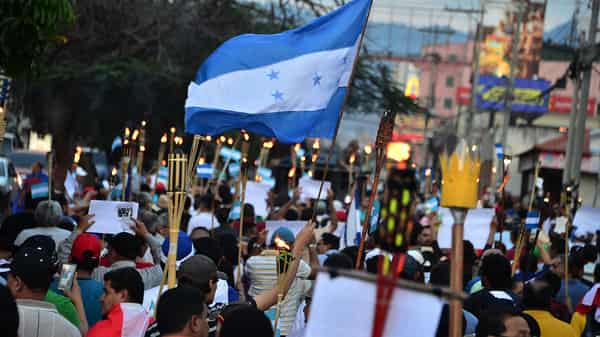 HONDURAS-POLITICS-PROTEST-HERNANDEZ
