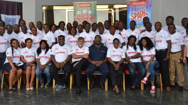 DnoRwChW4AEEQRi.jpg-large