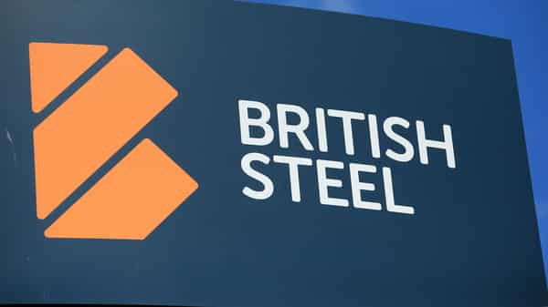 BRITAIN-POLITICS-INDUSTRY-STEEL-BRITISH STEEL-LAYOFFS