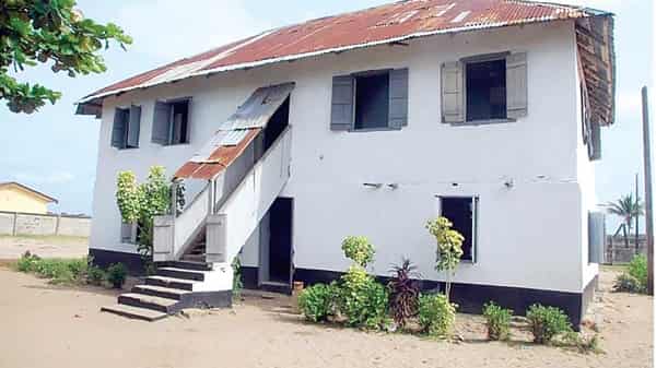 First-storey-builiding-in-Nigeria