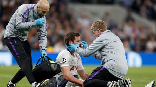 FBL-EUR-C1-TOTTENHAM-AJAX