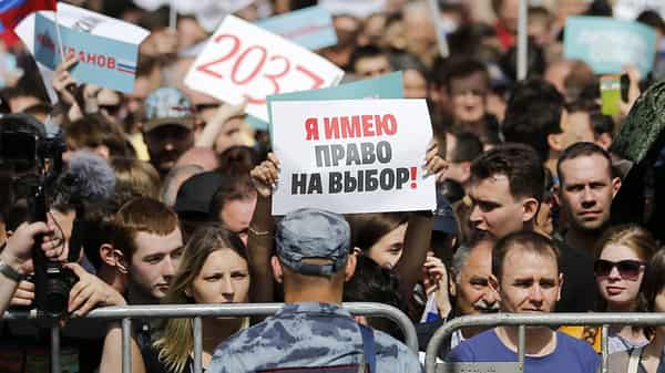 RUSSIA-POLITICS-ELECTION-DEMO