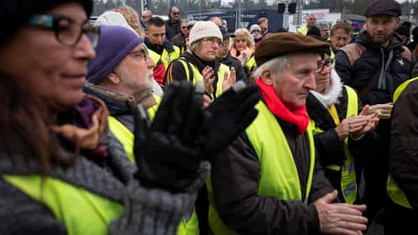 FRANCE-DEMO-SOCIAL-YELLOW VEST