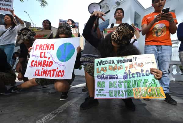 PERU-AUSTRALIA-ENVIRONMENT-FIRE-RALLY