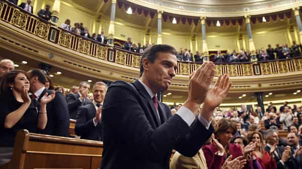 SPAIN-POLITICS-PARLIAMENT-GOVERNMENT-VOTE