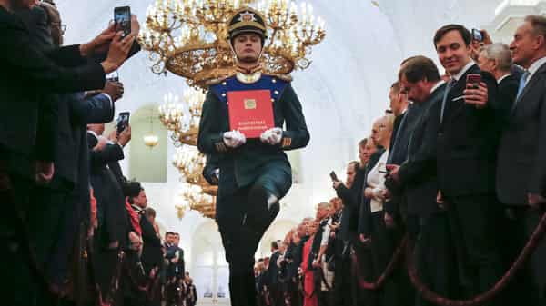 FILES-RUSSIA-POLITICS-CONSTITUTION