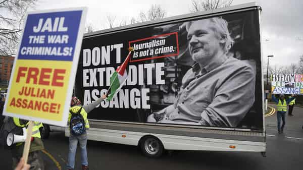 BRITAIN-US-AUSTRALIA-ASSANGE-COURT