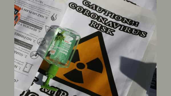 Immigrant Community Leaders Demand ICE Cancel Check-in Appointments Over Coronavirus Threat