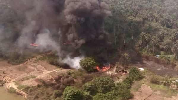 NAF-destroys-illegal-refineris-in-Rivers