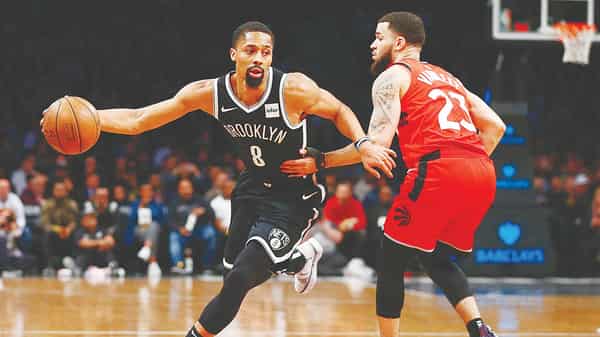 Spencer-Dinwiddie-Back