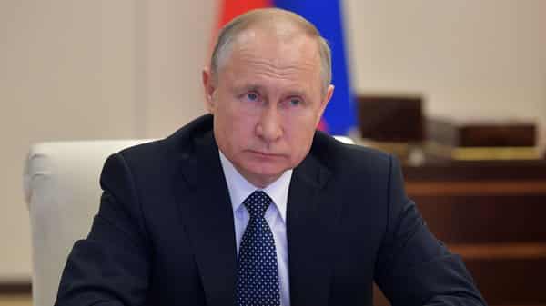 RUSSIA-HEALTH-VIRUS-POLITICS