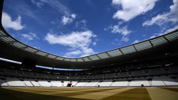 FRANCE-HEALTH-VIRUS-FBL-STADE DE FRANCE