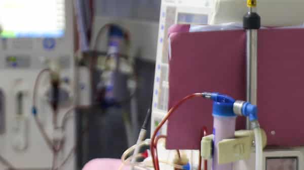 YEMEN-HEALTH-CONFLICT-VIRUS-DIALYSIS