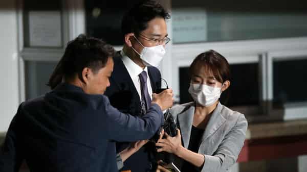 SKOREA-ECONOMY-TELECOMMUNICATION-CORRUPTION