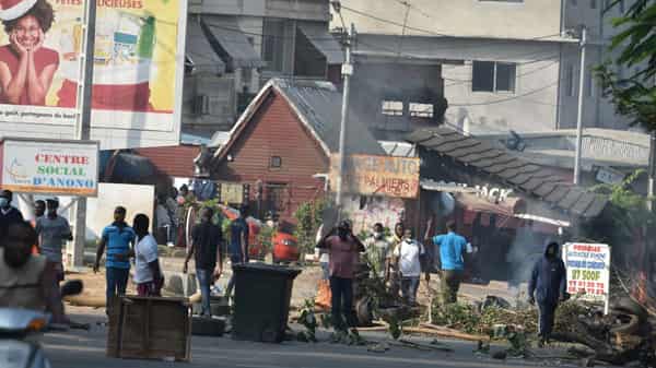 ICOAST-POLITICS-DEMO