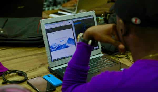 nesa-by-makers-xcUVwwdsWis-unsplash