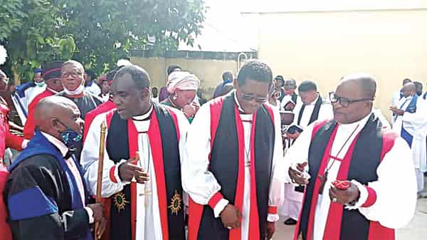 Primate with Abp Odutemu and Bp Erifeta at Visit to Sapele(1)