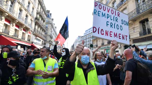 FRANCE-HEALTH-LABOUR-SOCIAL-DEMO