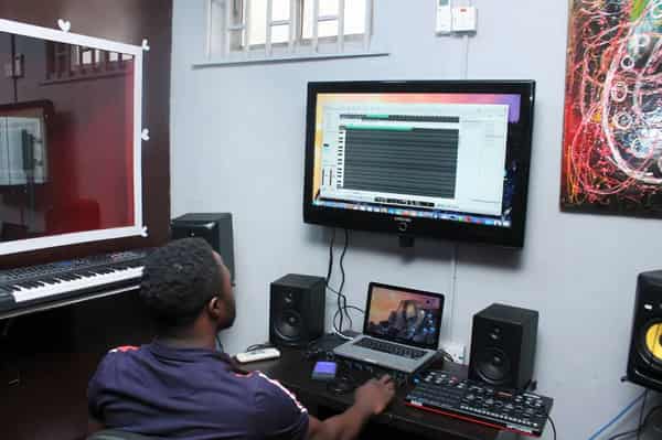 5907912_studio4_jpegea1f4915cdf659c24813ae74e03d38b1