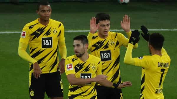 FBL-GER-BUNDESLIGA-DORTMUND-STUTTGART