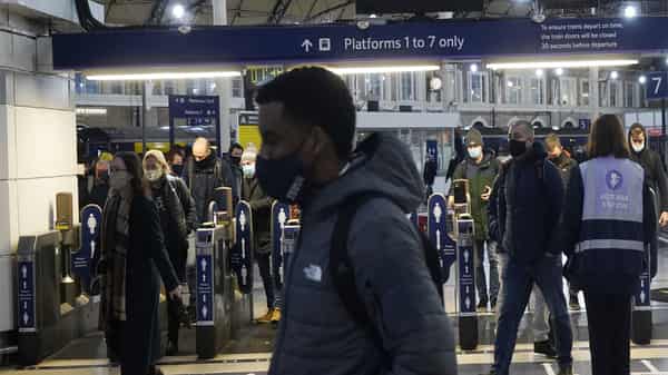 BRITAIN-HEALTH-VIRUS-POLITICS