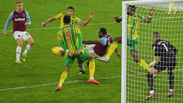 FBL-ENG-PR-WEST HAM-WEST BROM